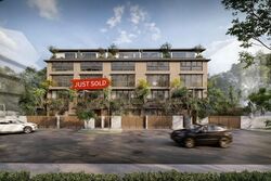 Shrewsbury Road (D11), Terrace #516260461